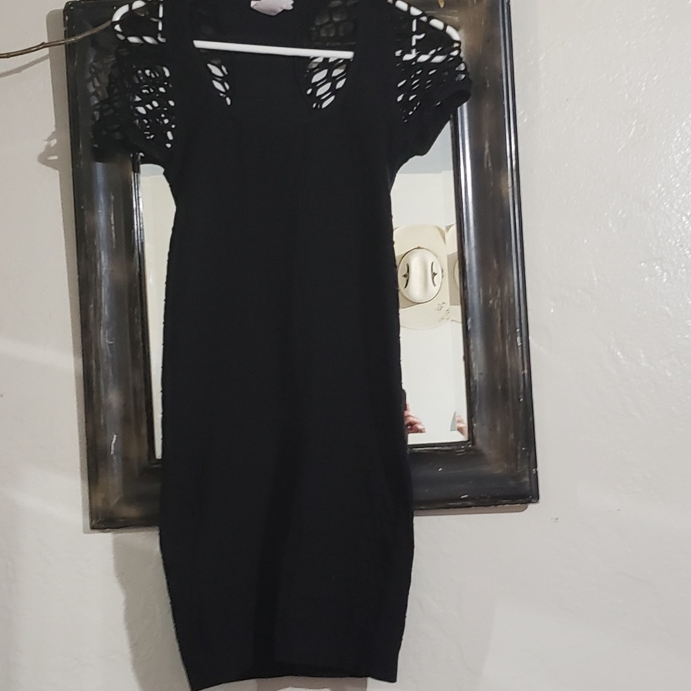 BLACK MINI DRESS SIZE MEDIUM - Picture 4 of 8